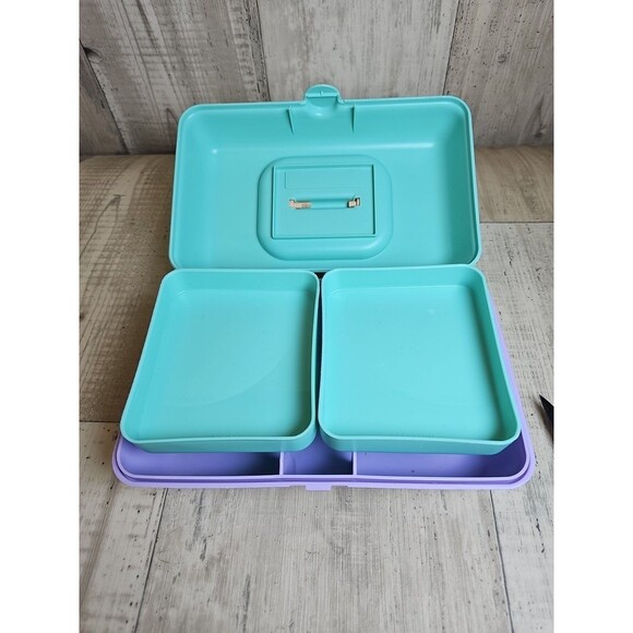 Vintage 90s Caboodles Small Makeup Organizer Case with Two Trays – Seagram Green - Picture 6 of 7